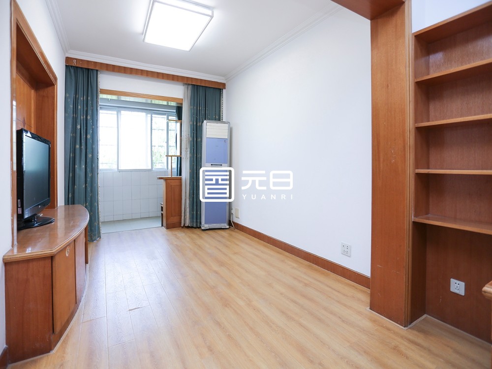 客厅