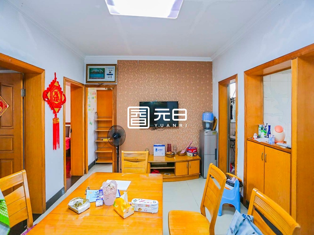 客厅