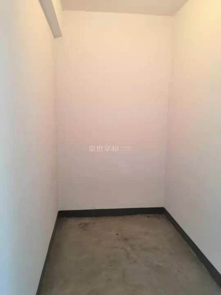 储物间