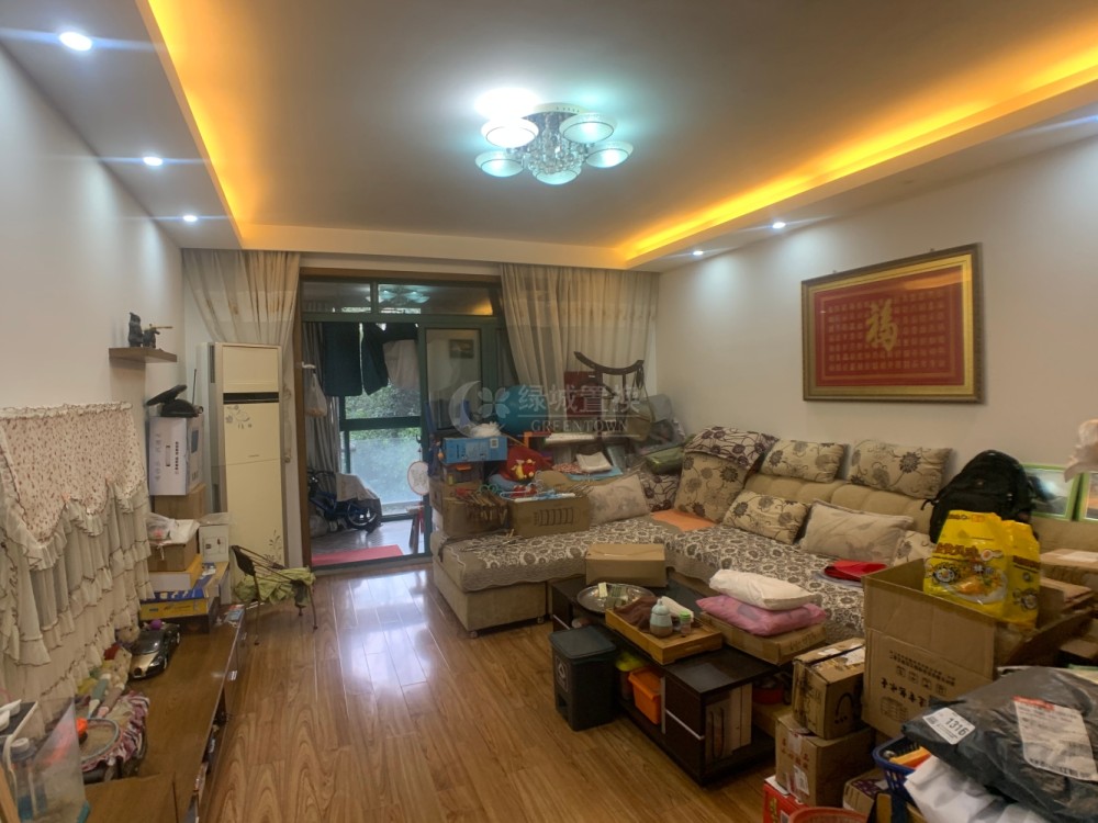 客厅