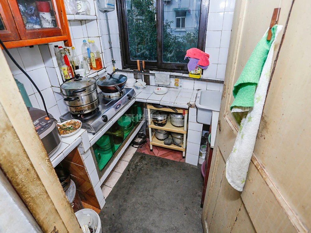 厨房