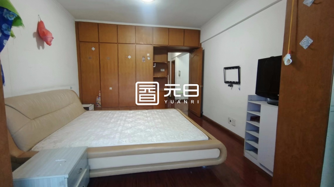 主卧