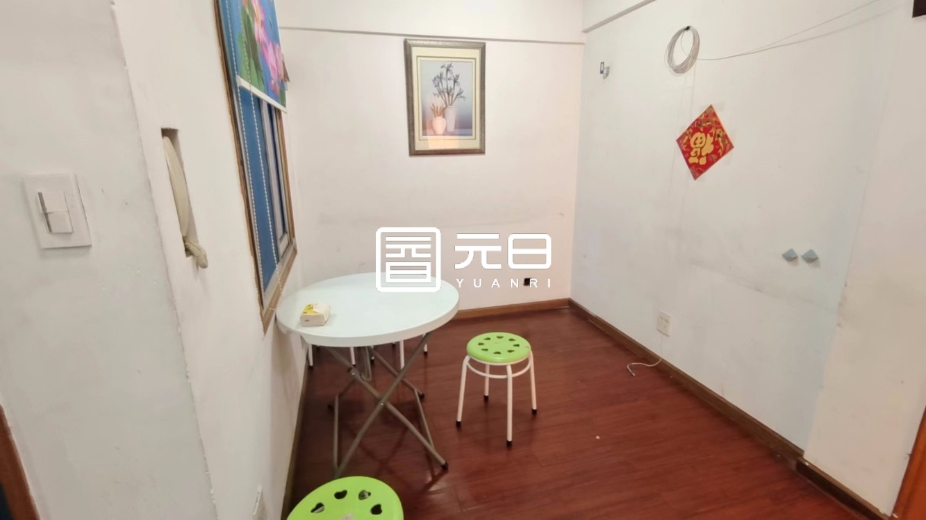 客厅
