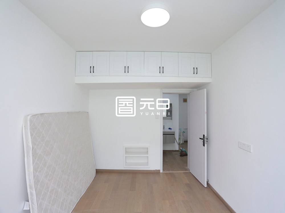 主卧