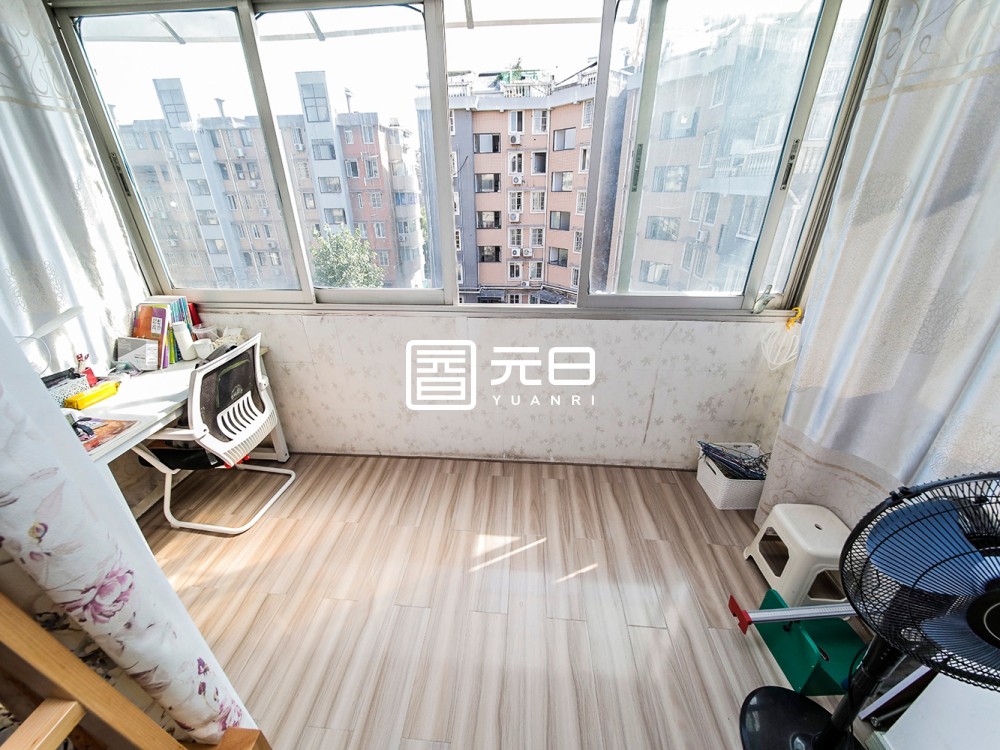 阳台