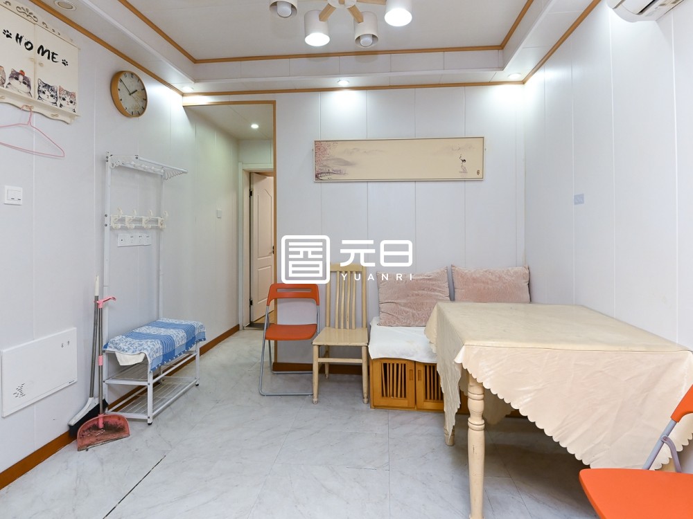客厅