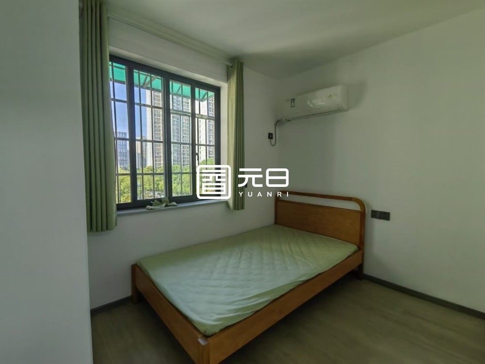次卧