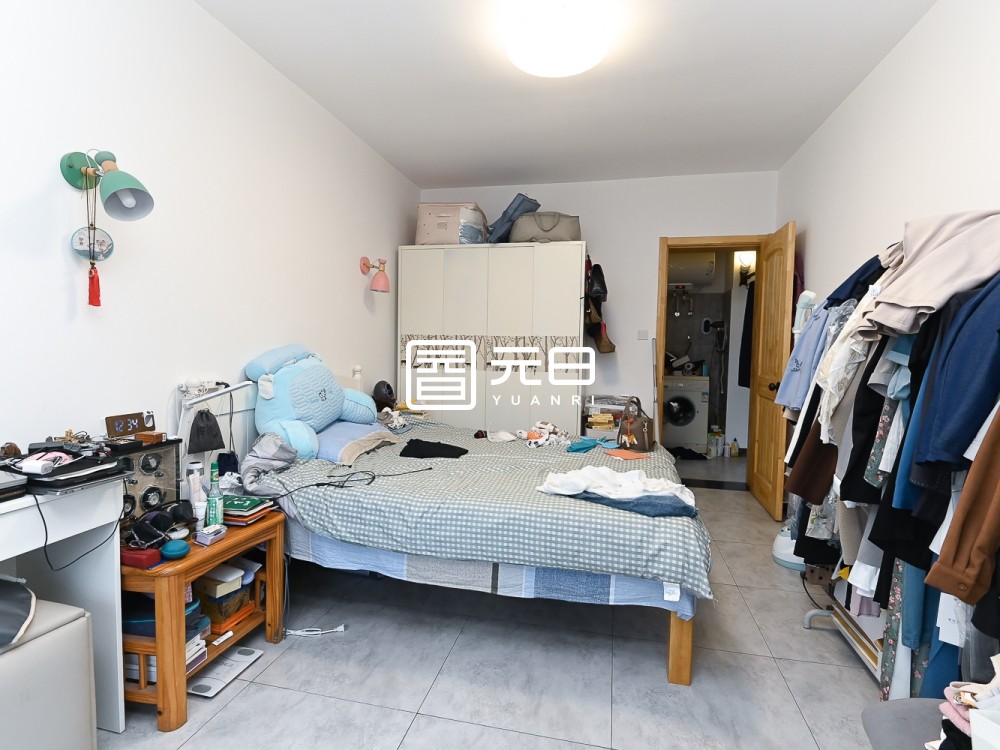 主卧