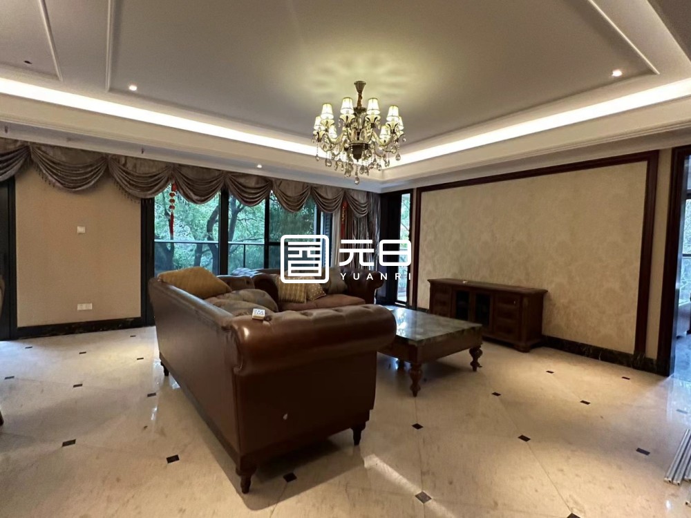 客厅