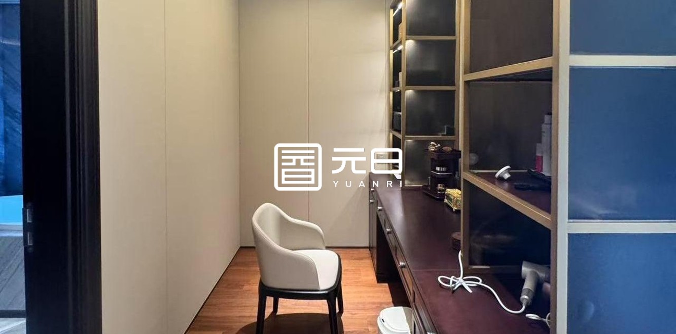 衣帽间