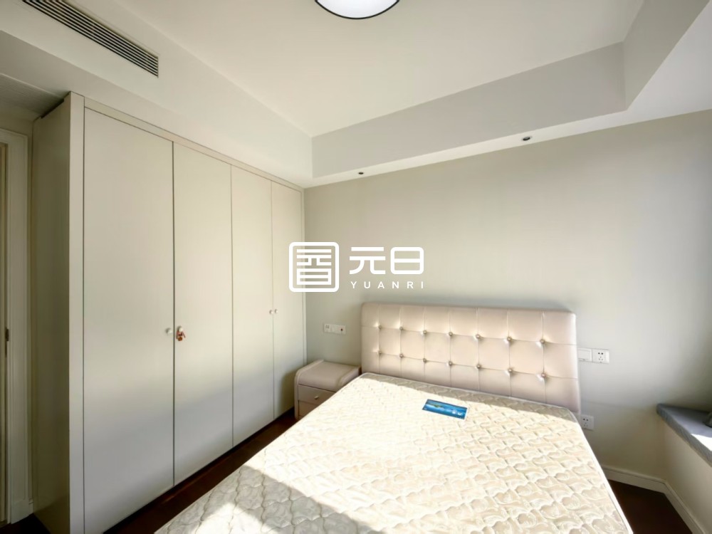 主卧