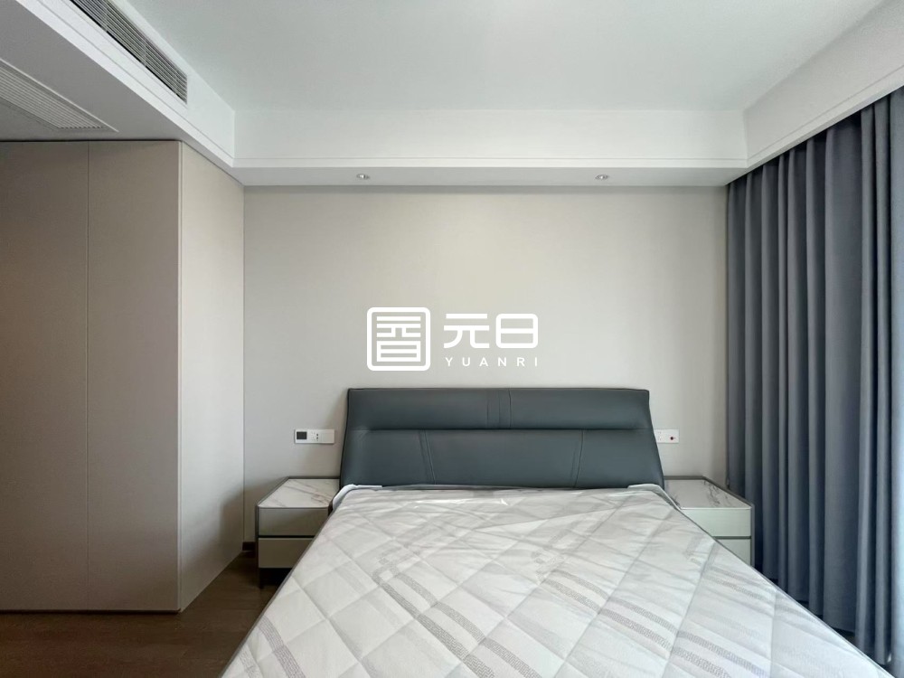 次卧