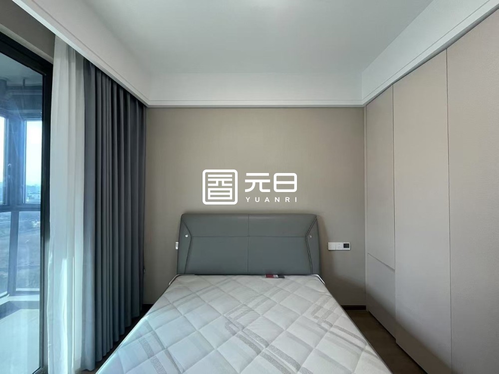 主卧