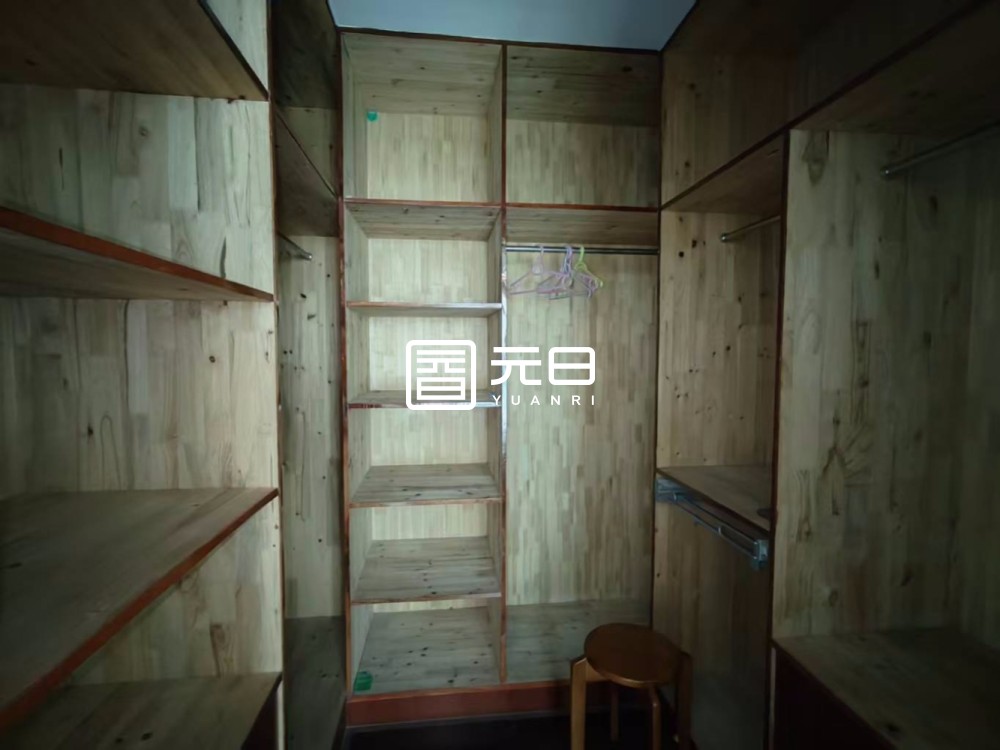 衣帽间