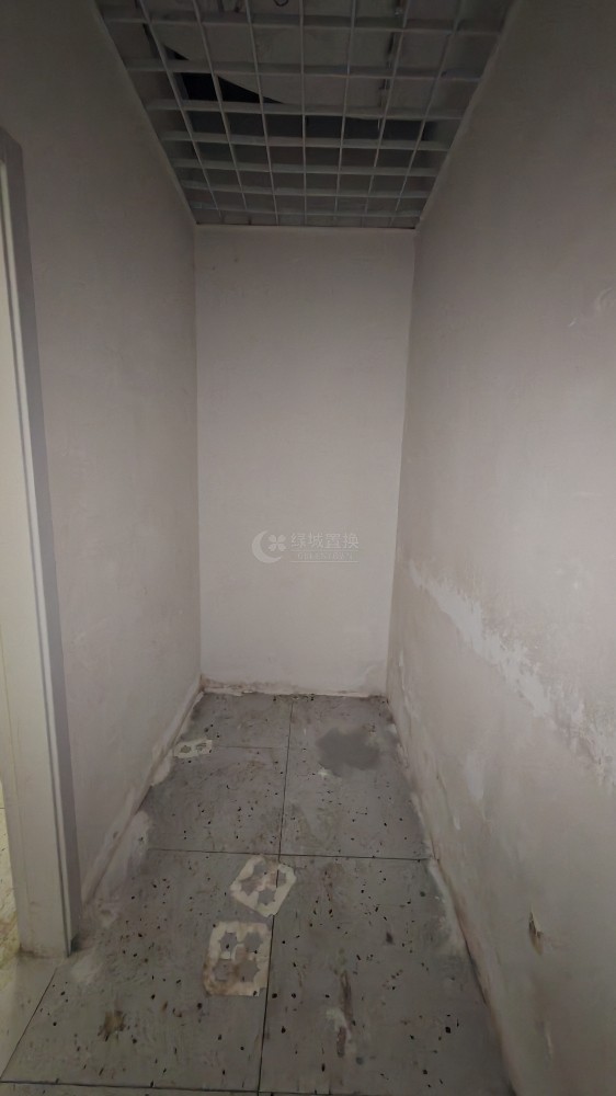 储物间