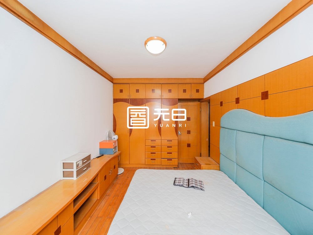 主卧