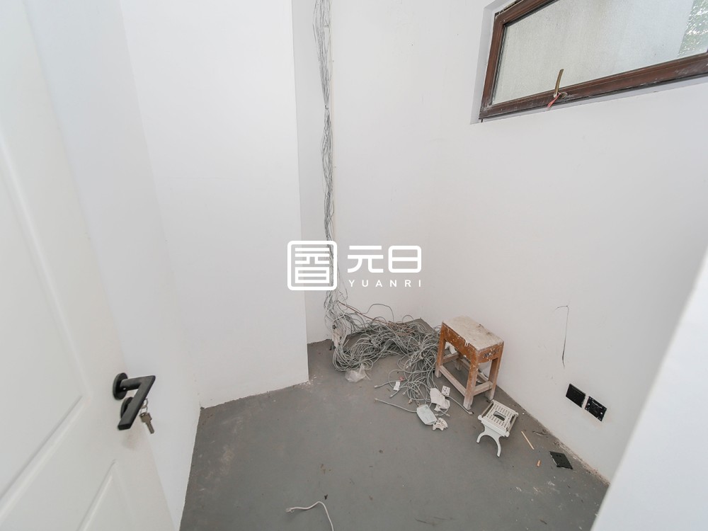 储物间