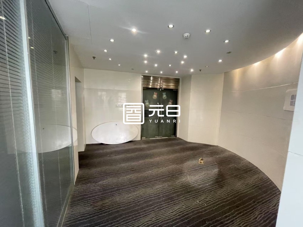 客厅