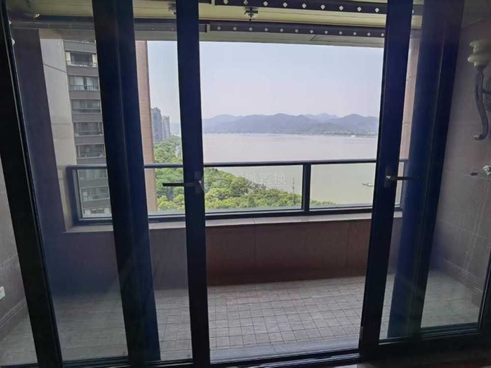 阳台