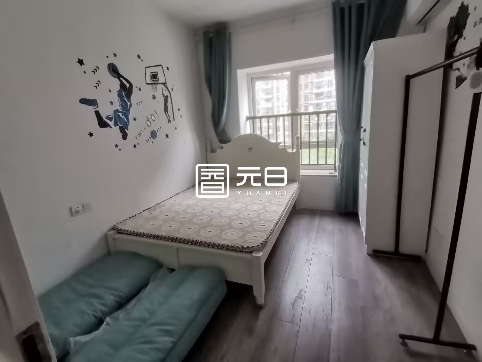 次卧