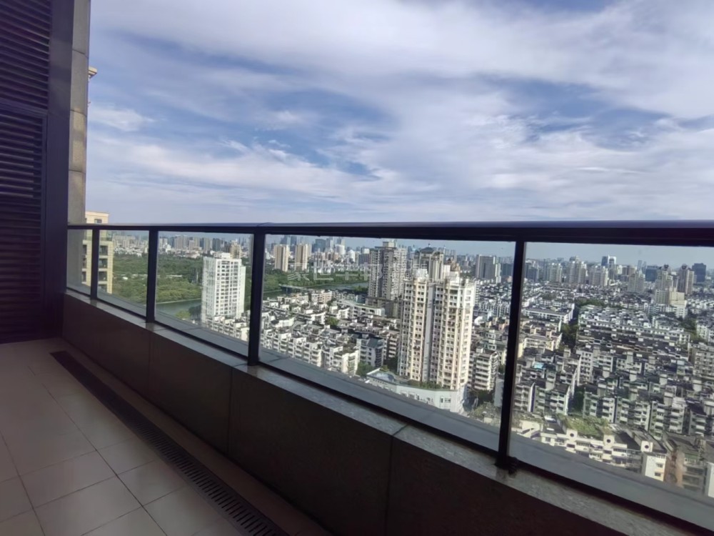 客厅