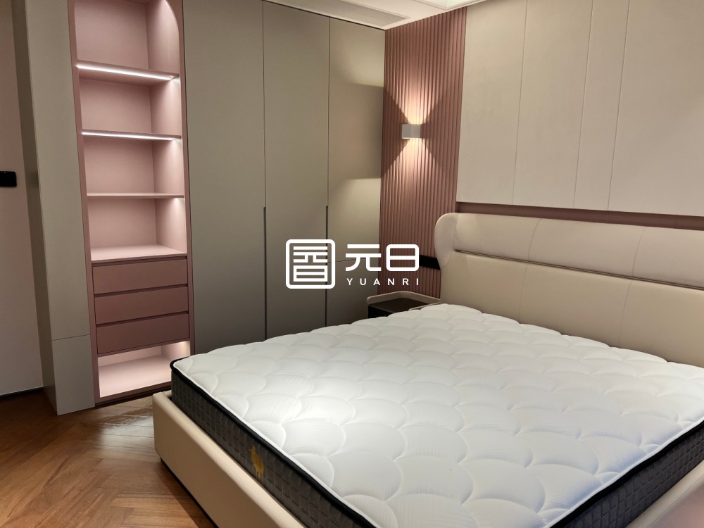 主卧