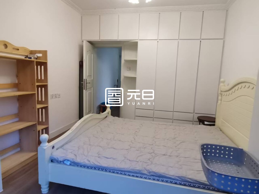 主卧