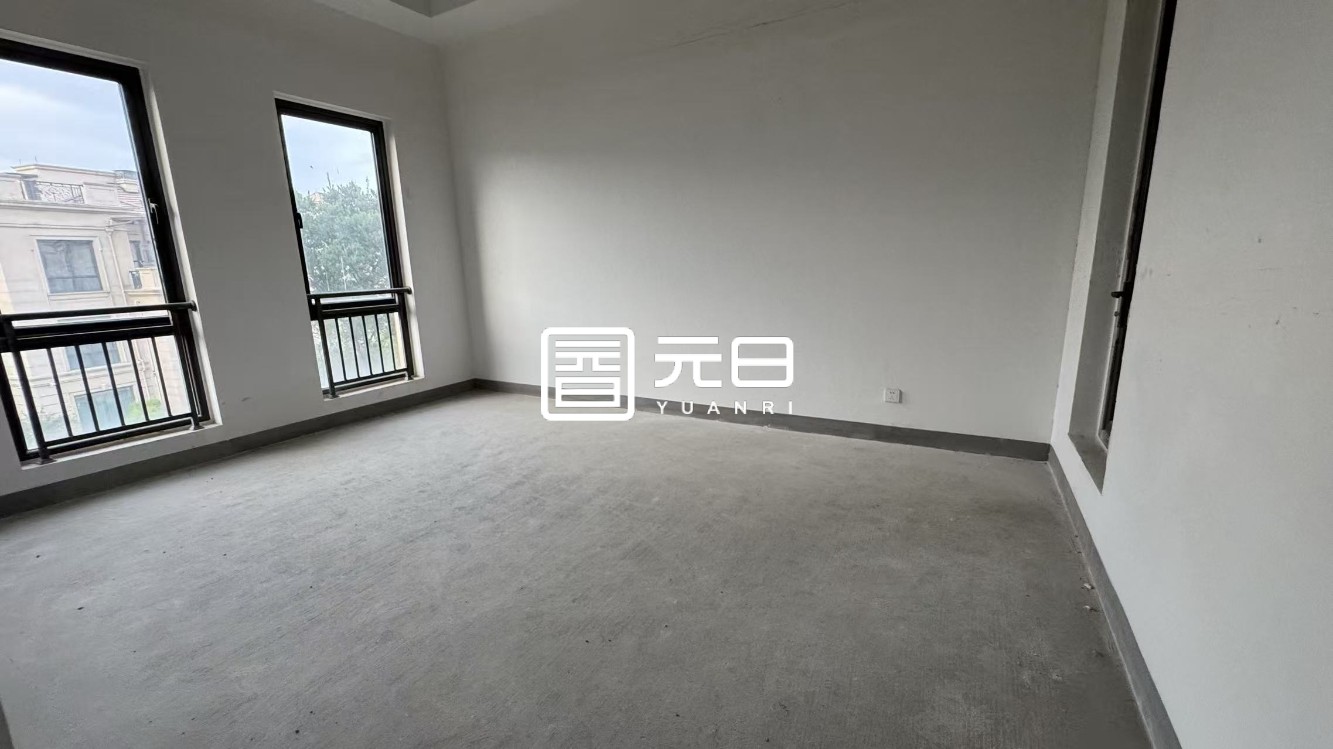 次卧