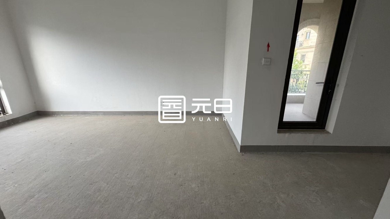 次卧