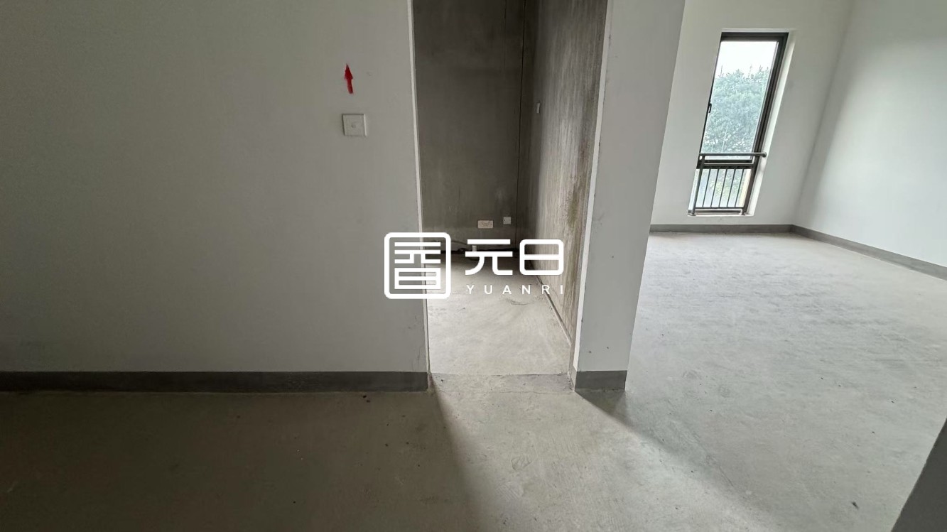 次卧